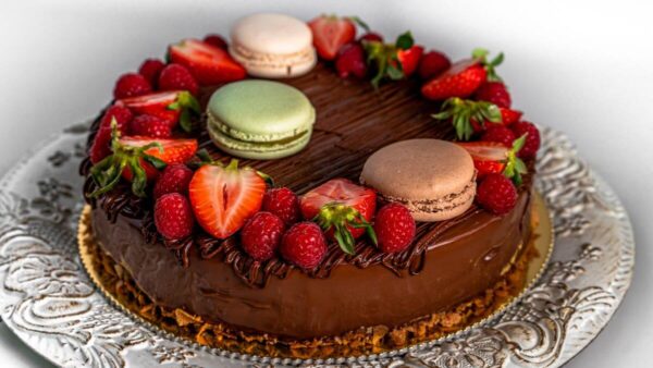 TORT PROFITEROL